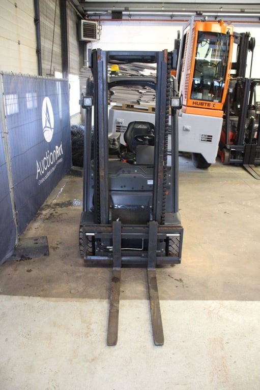 Forklift Linde E14-02 EVO Electric 1400kg 2014 2014 E14-02 EVO 2014 1 Forklift image 7