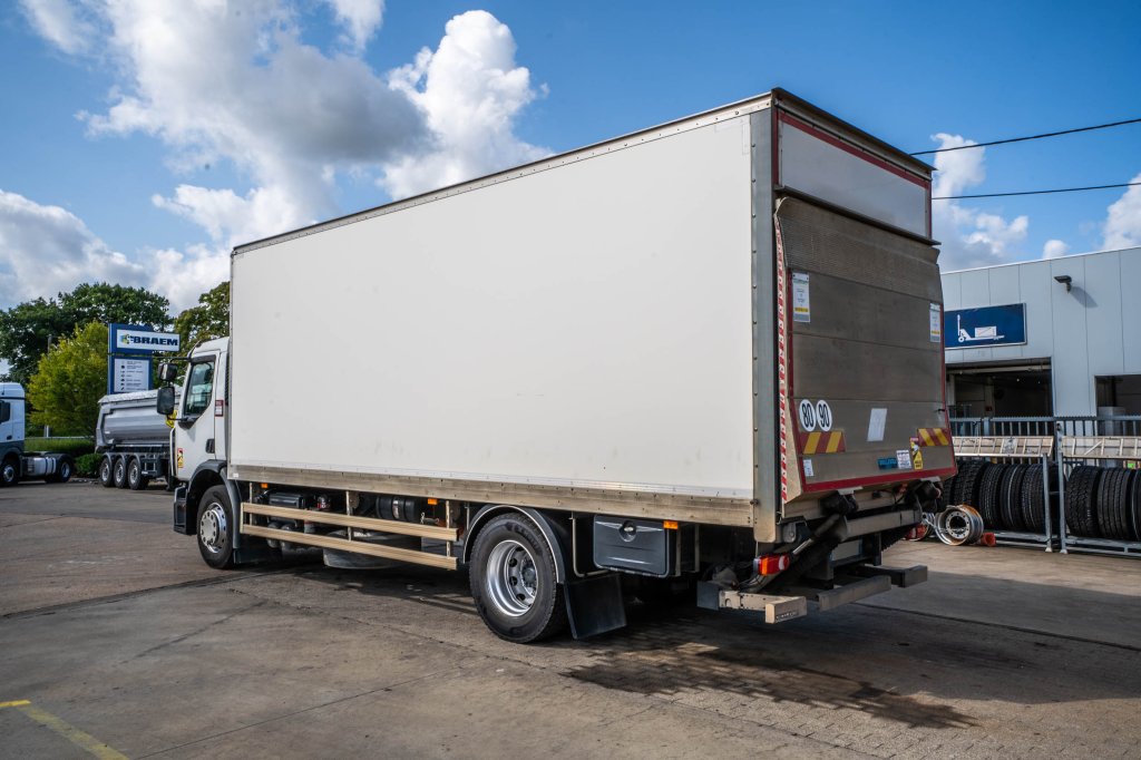 RENAULT D 19 WIDE 320 DXI +DHOLLANDIA 2t. 2016 E64124 Renault D 19 WIDE 320 DXI +DHOLLANDIA 2t. 2016 1 image 5