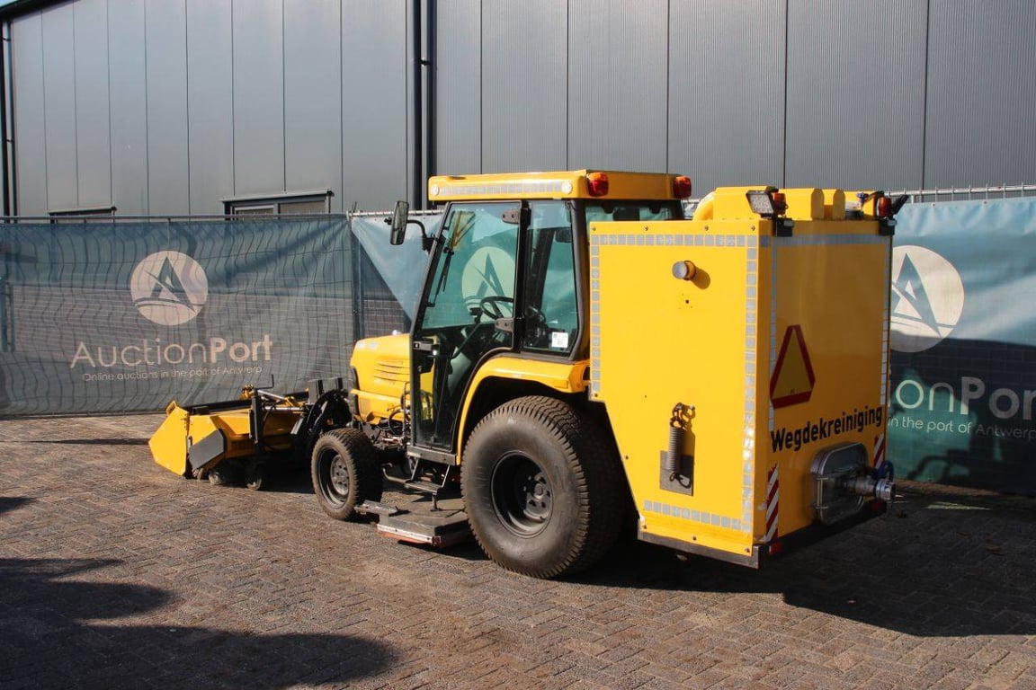 Heavy machinery product image - Image 3 of 15