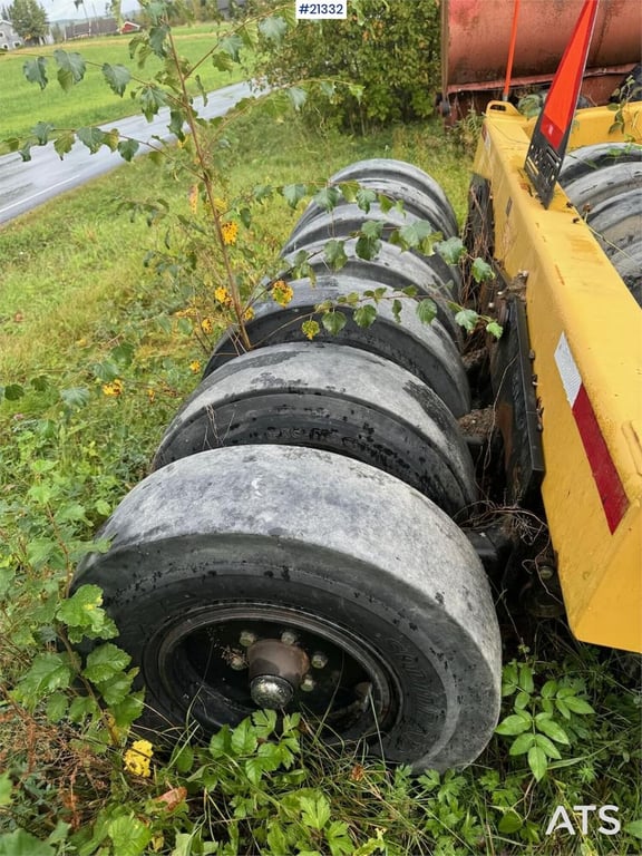 Hardi Hitch Rubber Roller. 21332 Hitch Rubber Roller. 1 image 14