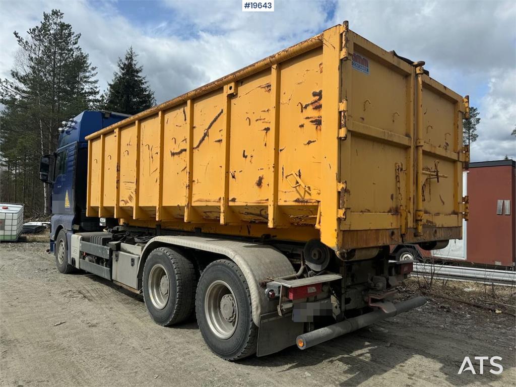 MAN TGX 33.680 Hooklift Truck with Palift Hook 2008 19643 TGX 33.680 Hooklift with Palift Hook 2008 1 image 3