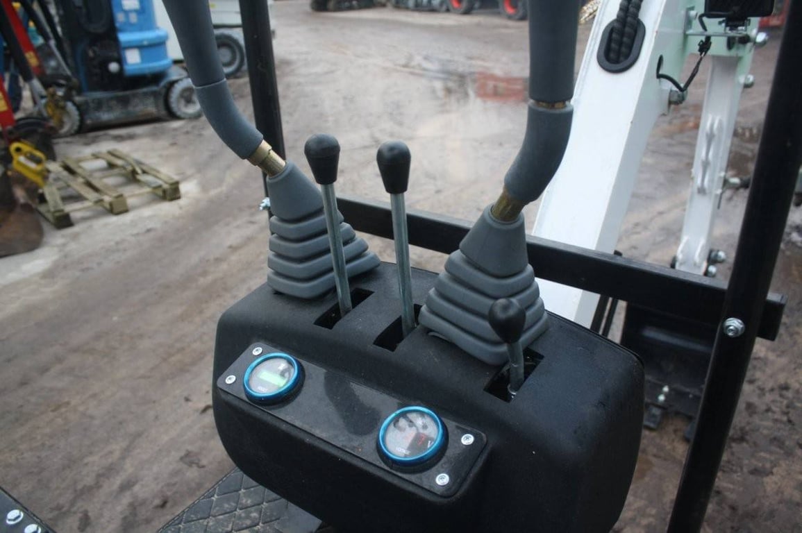 Mini excavator JPC KV12 Diesel 12hp 2025 Demo 2025 JPC KV12 2025 1 image 11