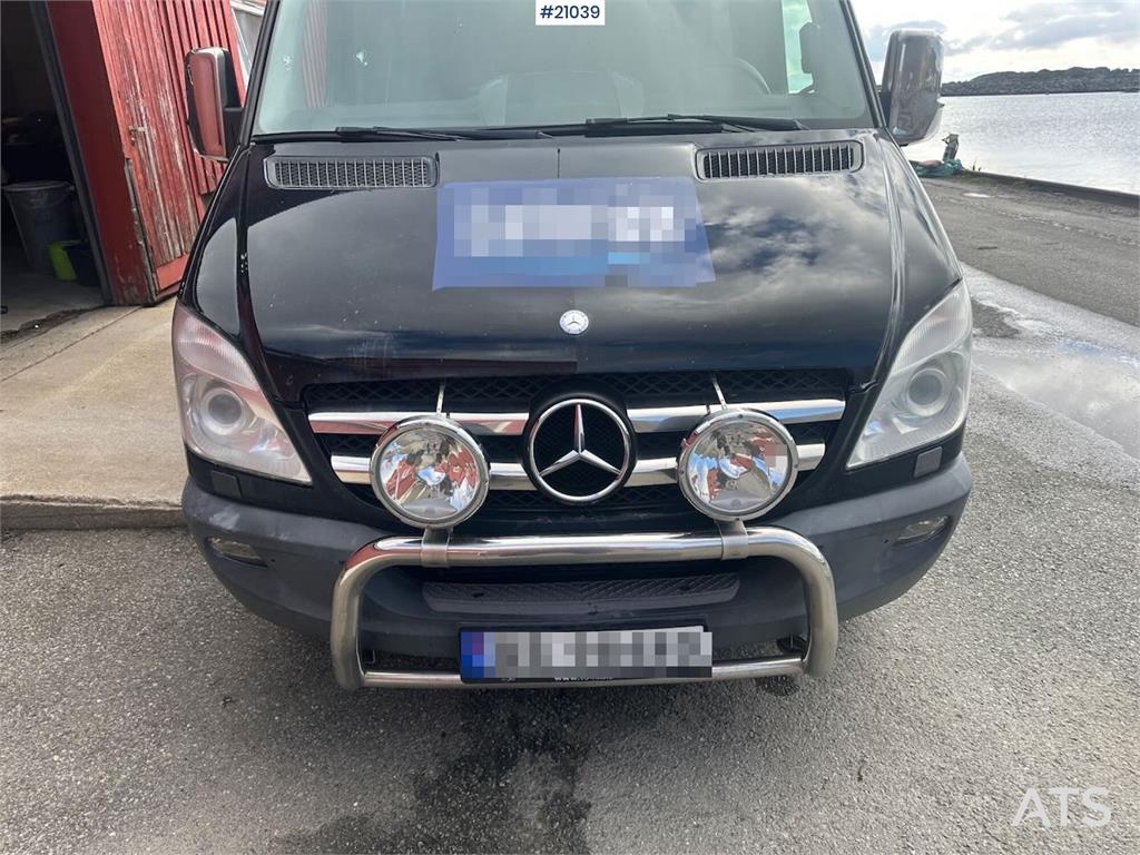 Mercedes-Benz Sprinter 519 minibus 16+1 seats w/ 2 sets of tires 2010 21039 Mercedes-Benz Sprinter 519 minibus 16+1 seats ...