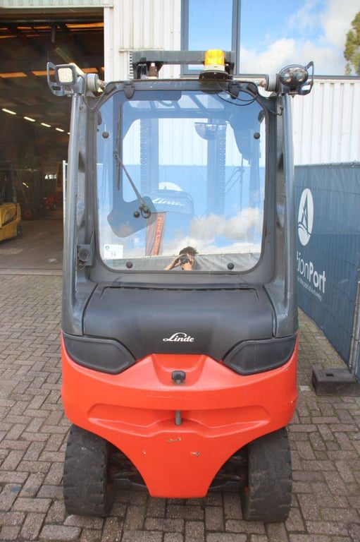 Forklift Linde E40H-01/600 Electric 4000kg 4.2m 2016 2016 E40H-01/600 2016 1 Forklift image 4