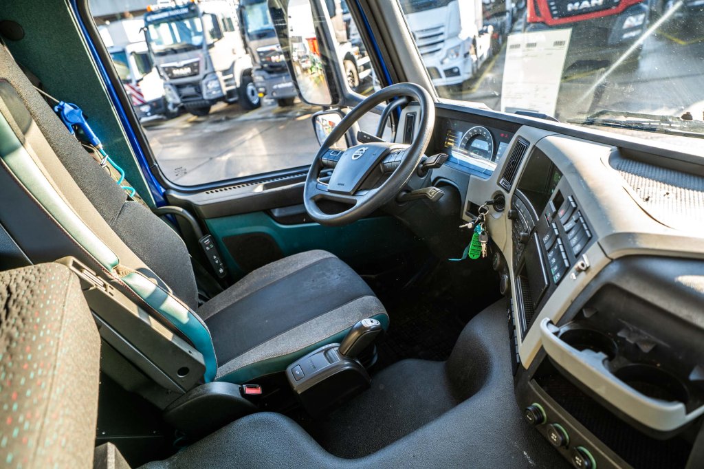 VOLVO FM 380 - 249.239 KM 2019 E65027 FM 380 - 249.239 KM 2019 1 image 14