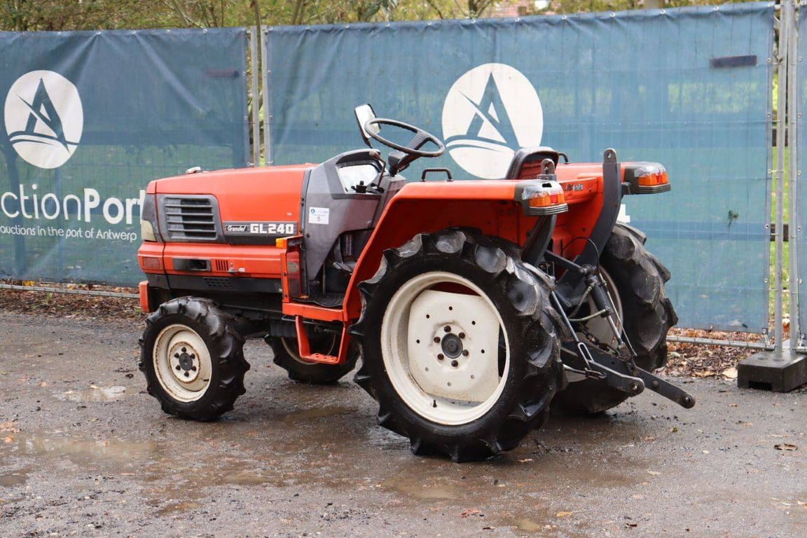 Mini tractor Kubota GL240 Diesel 24hp GL240 1 image 3