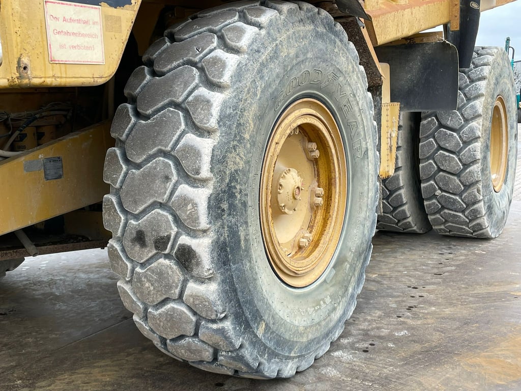 Caterpillar 773B 1991 00033786 773B 1991 1 image 12