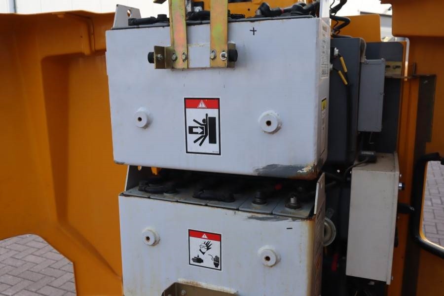 Haulotte STAR 10 Electric, 10m Working Height, 3m Reach, 20 2011 HAULOTTE - STAR 10 - 63011 STAR 10 Electric, 10m Working ...