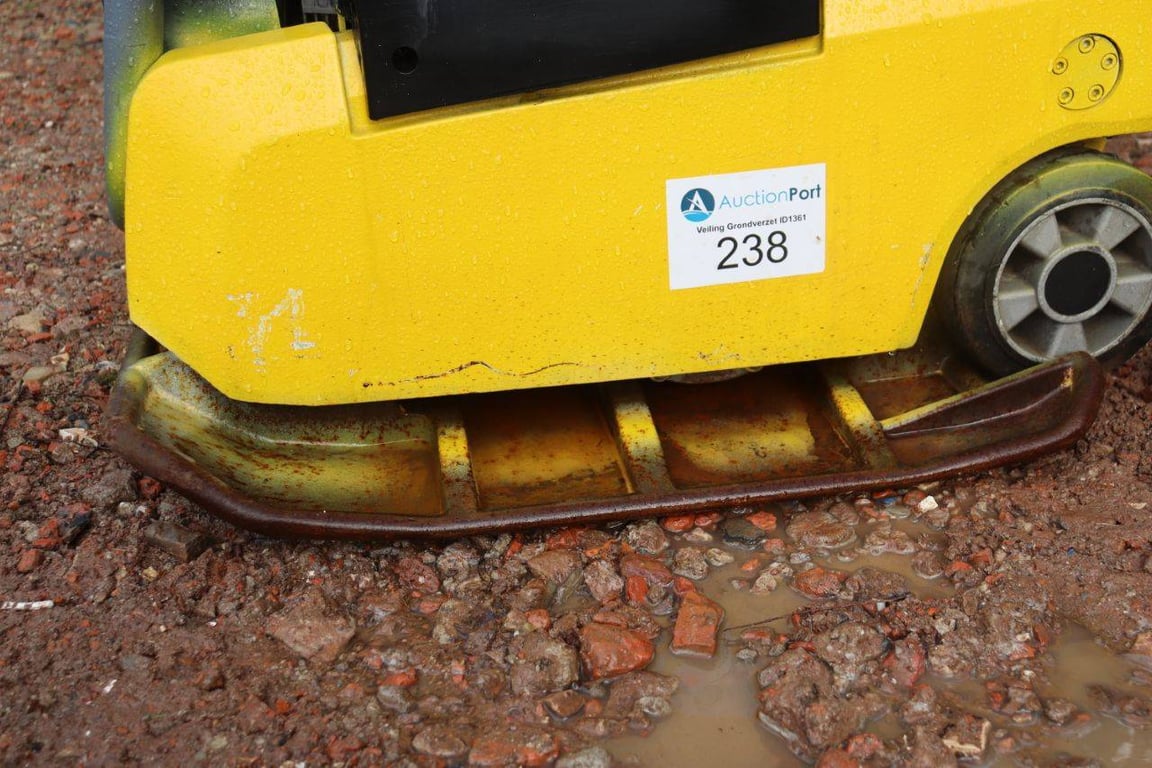Vibrating plate Wacker Neuson DPU3760 Diesel 4.2kW 2017 2017 Neuson DPU3760 2017 1 image 10