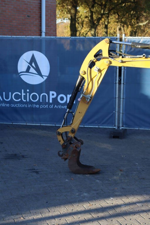 Rupsgraafmachine Caterpillar 301.7D Diesel 2018 2018 301.7D 2018 1 Crawler Excavators image 13