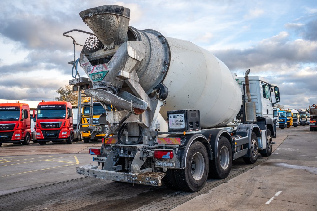 MAN TGS 32.360 BB+ MIXER 9M³ 2016 E60746 TGS 32.360 BB+ MIXER 9M³ 2016 1 image 3
