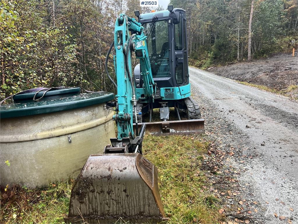 Kobelco Sk25SR-6E Excavator w/ sanding bucket, digging buc 2021 21503 Sk25SR-6E Excavator w/ sanding bucket, digging buc 2...