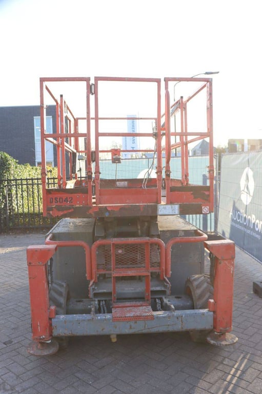 Scissor lift Skyjack SJ6832RT Diesel 12m 2015 2015 SJ6832RT 2015 1 Scissor Lifts image 5