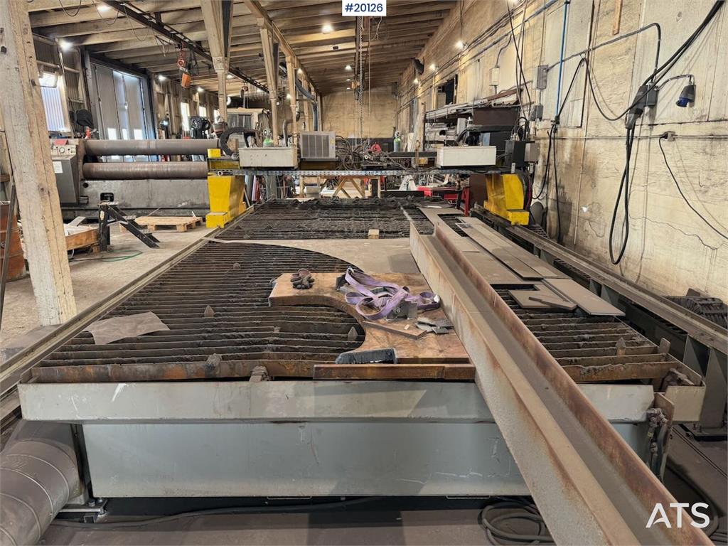 Esab UXE-P 3500 plasma and gas torch 2002 20126 ESAB UXE-P 3500 plasma and gas torch 2002 1 image 3