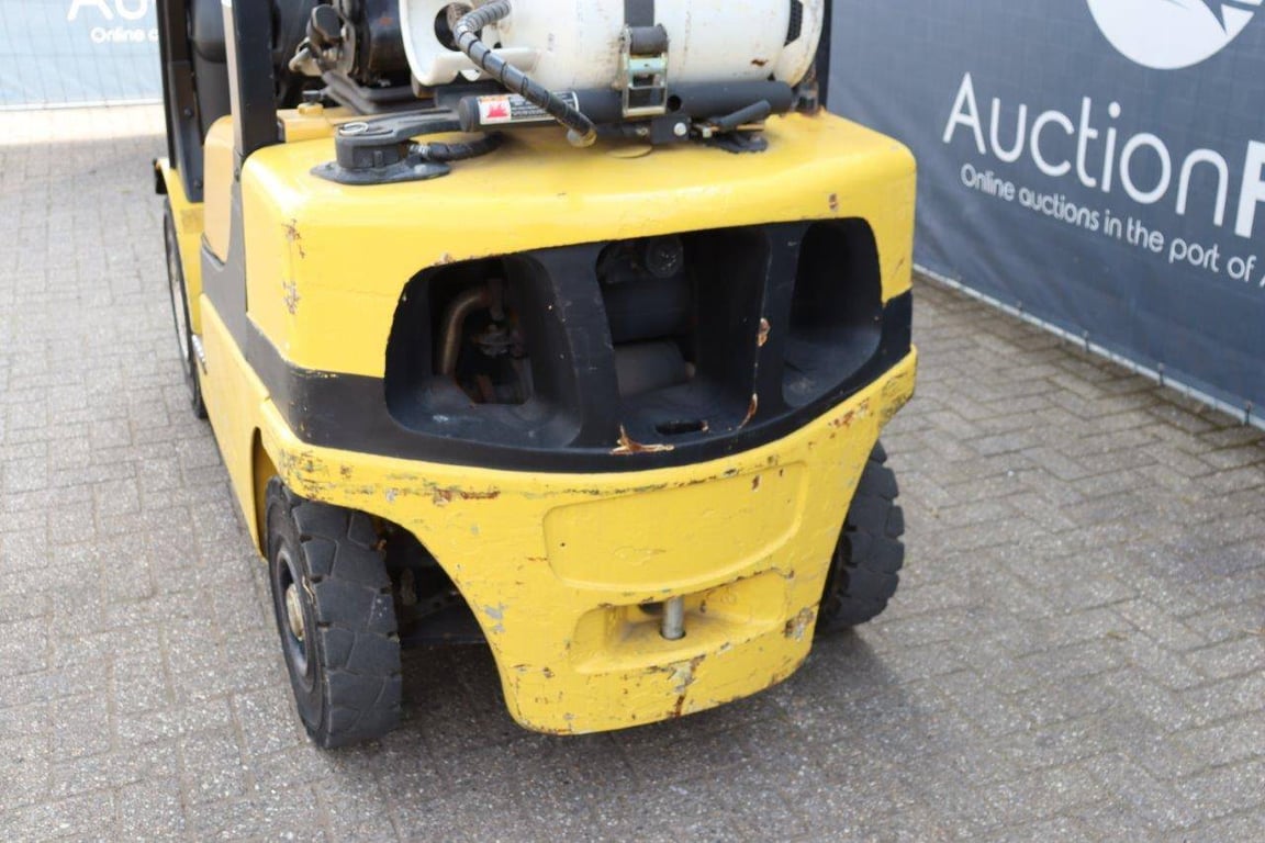 Forklift Yale GLP25VX F2170 LPG 2490kg 2011 2011 GLP25VX F2170 2011 1 Forklift image 15