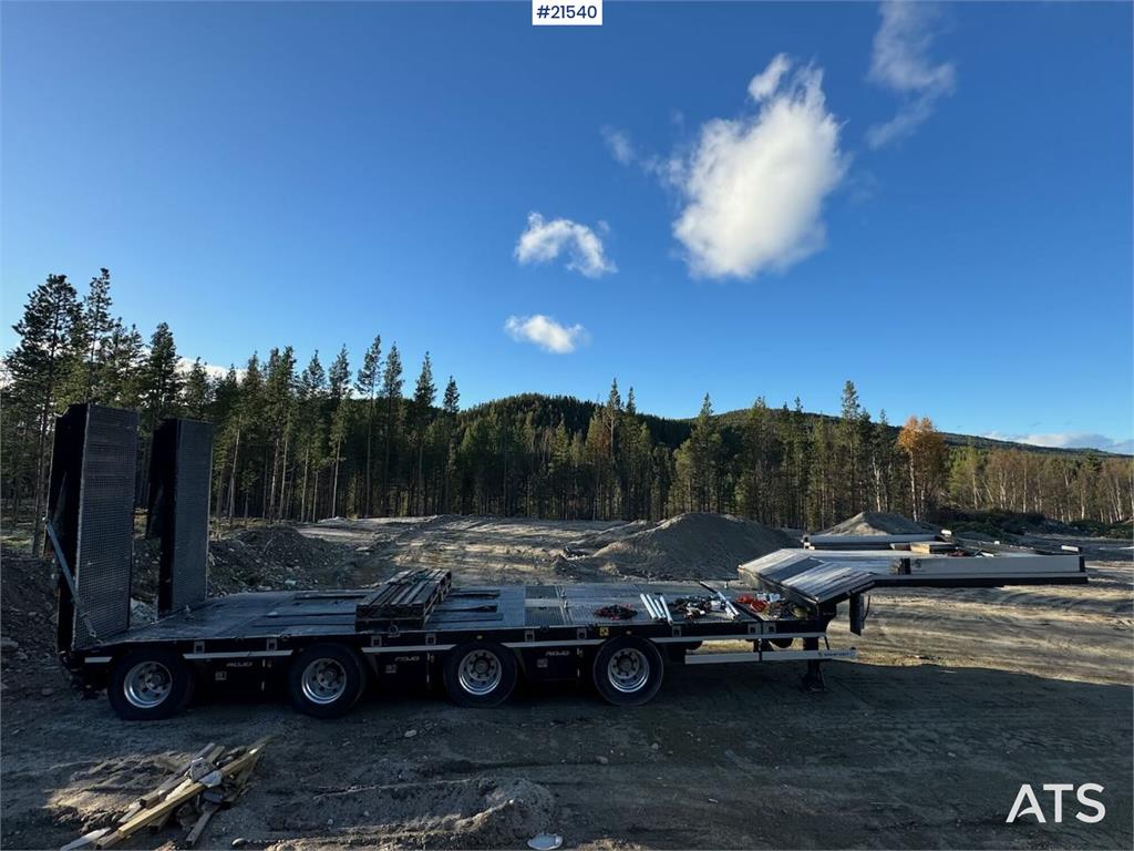 Rojo Machine semi w/ hydraulic drive bridges 2021 21540 ROJO Machine semi w/ hydraulic drive bridges 2021 1 Lowloader trai...