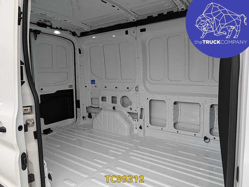 Ford Transit 130 L2H2 bv auto 2025 TC89312 Transit 130 L2H2 bv auto 2025 0 image 13