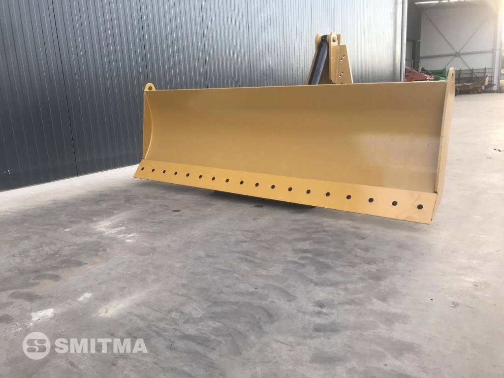 CAT 160K 2025 903774 160K 2025 0 image 3