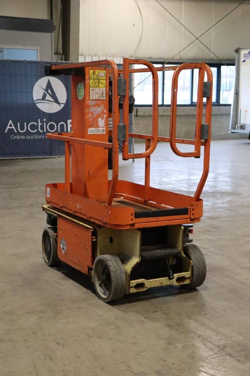 JLG 1230ES Electric Mast Lift 5.66m 2013 2013 1230ES 2013 1 image 7
