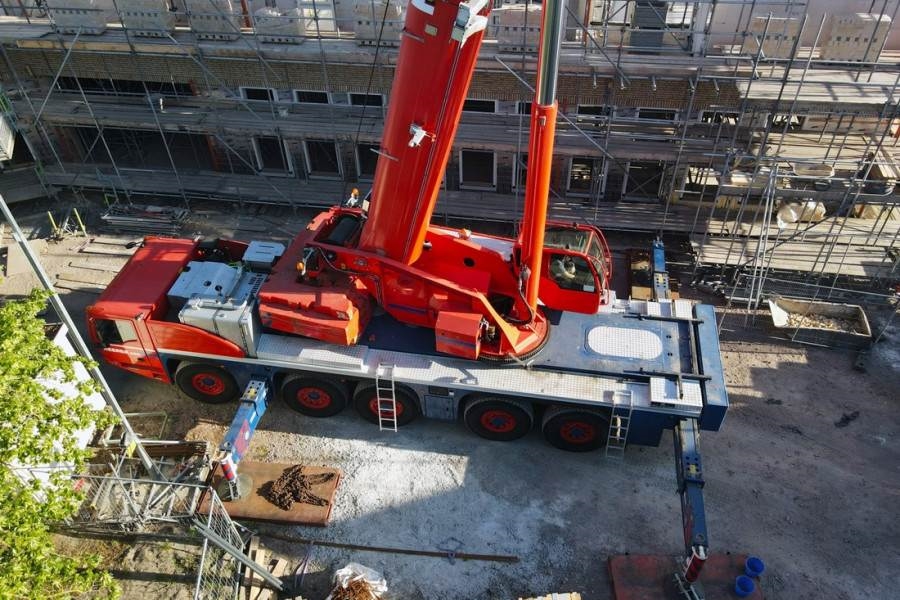 Demag AC220-5 Dutch Registration, 10x6x10, 220t Ca 2020 DEMAG - Demag AC220-5 - 60486 AC220-5 Dutch Registration, 10x6x10,...