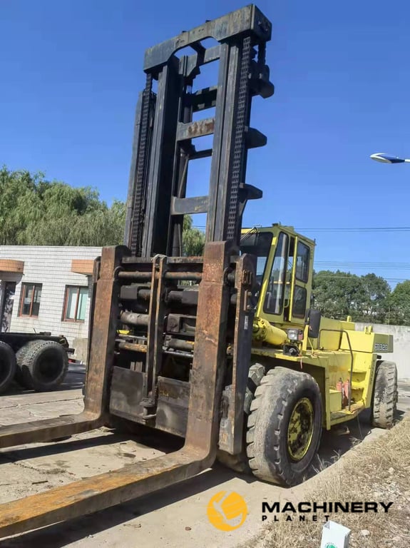 KOMATSU FD320 Forklift 32 Tons Hot sale FD320 2018 1 Forklift image 2