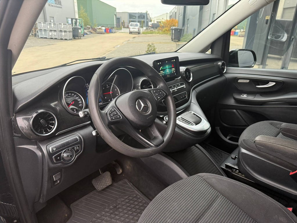 Mercedes-Benz V250 d Automatic Diesel 2020 2020 V-Klasse (W447) _ V250 d Automatic 2020 1 image 12