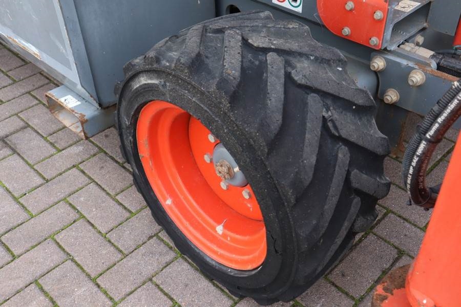 SkyJack SJ6826 Diesel, 4x4 Drive, 10m Working Height, 567k 2014 SKYJACK - SJ6826 - 62022 SJ6826 Diesel, 4x4 Drive, 10m Wor...