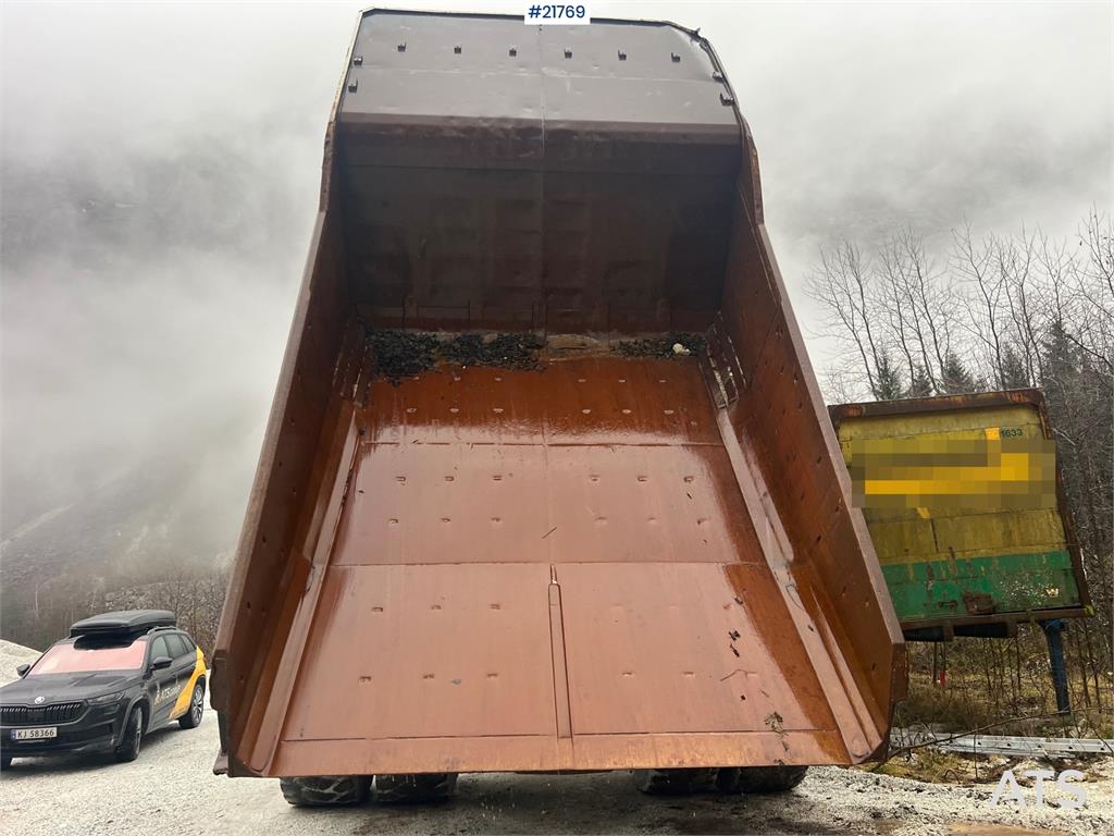 Perlini DP705 Dump Truck 2004 21769 Perlini DP705 Dump Truck 2004 1 image 13