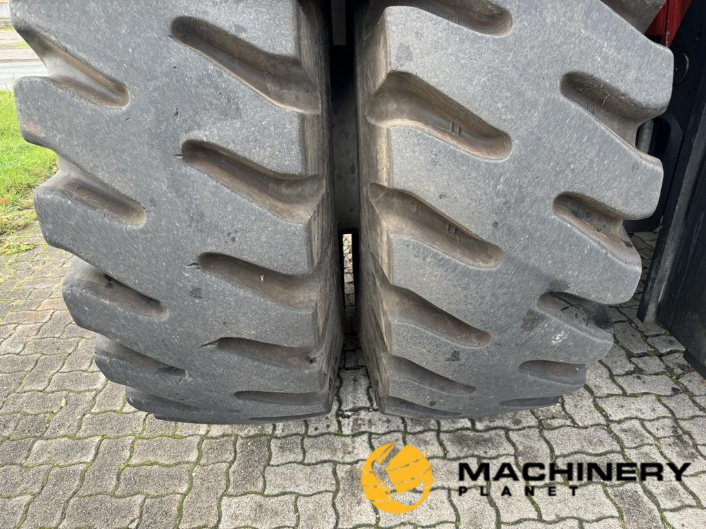 SMV 42-1200B 2013 D4149 SMV 42-1200B 2013 1 Forklift image 8