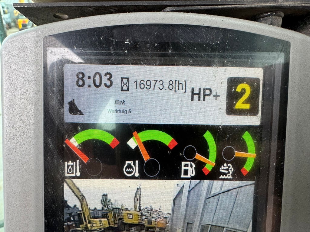 Caterpillar 336FL Tracked material handler 2015 00033611 336FL Tracked material handler 2015 1 image 15