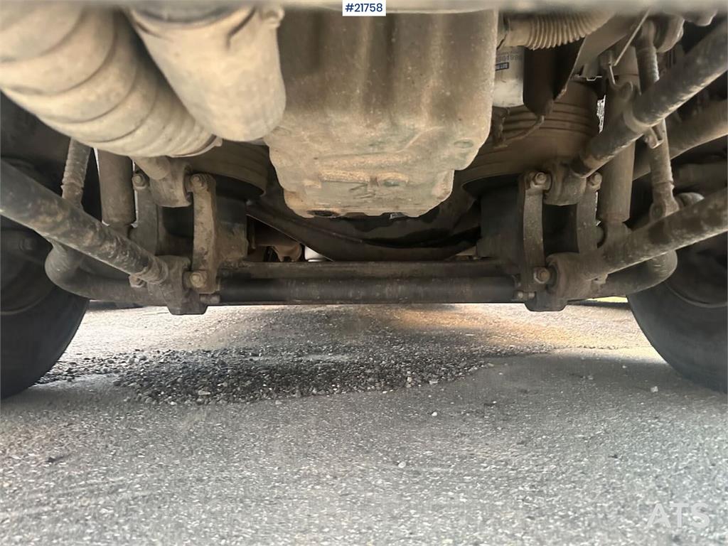 Volvo FM450 box truck 6x2 w/ full side opening, 2 zone u 2016 21758 FM450 box truck 6x2 w/ full side opening, 2 zone u 201...