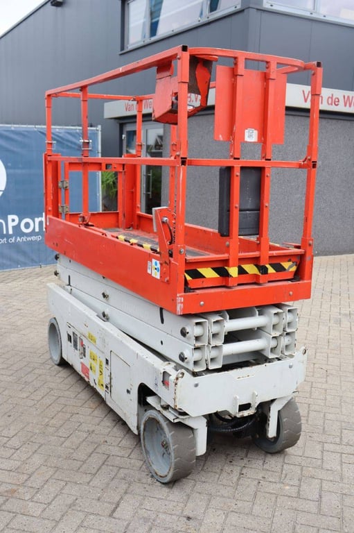 Scissor lift Genie GS-2032 Electric 8m 2013 2013 GS-2032 2013 1 Scissor Lifts image 7