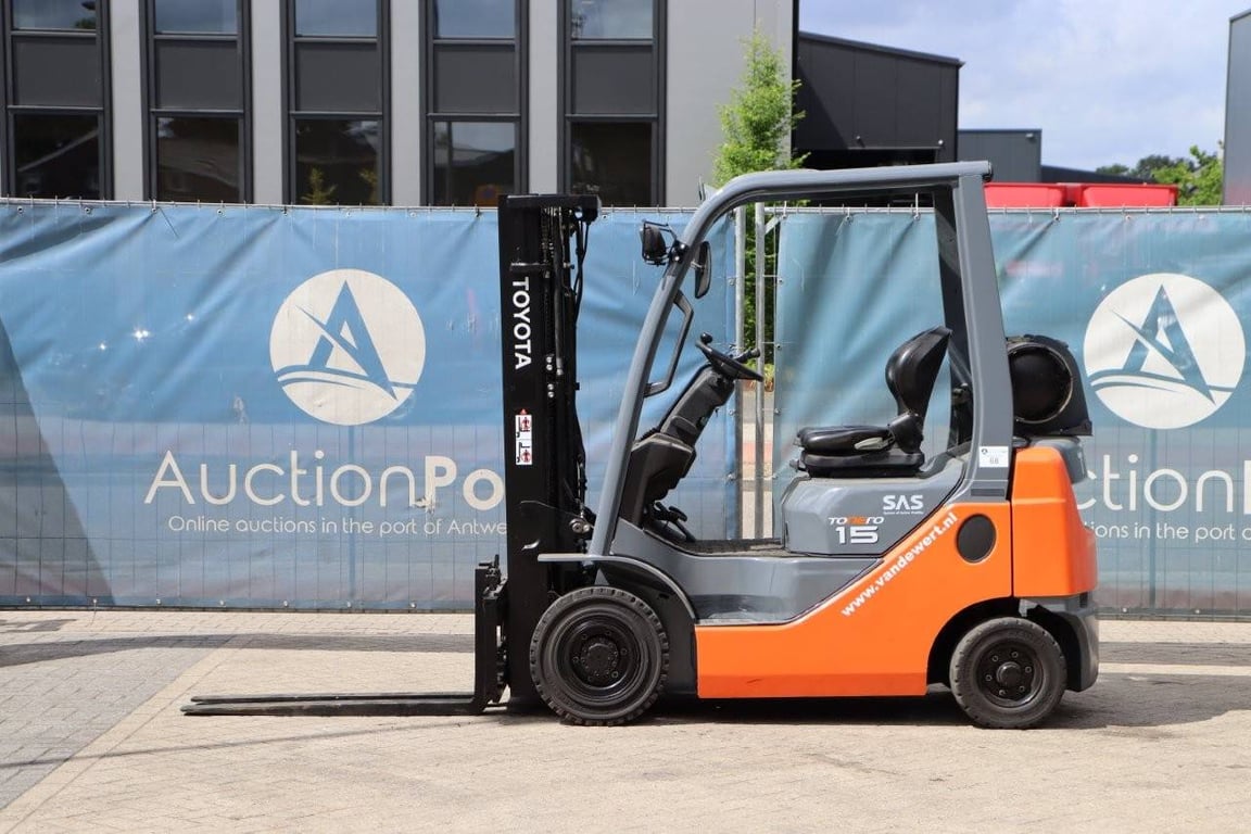 Forklift Toyota 02-8FGF18 LPG 1550kg 4.3m 2008 2008 02-8FGF18 2008 1 Forklift image 2