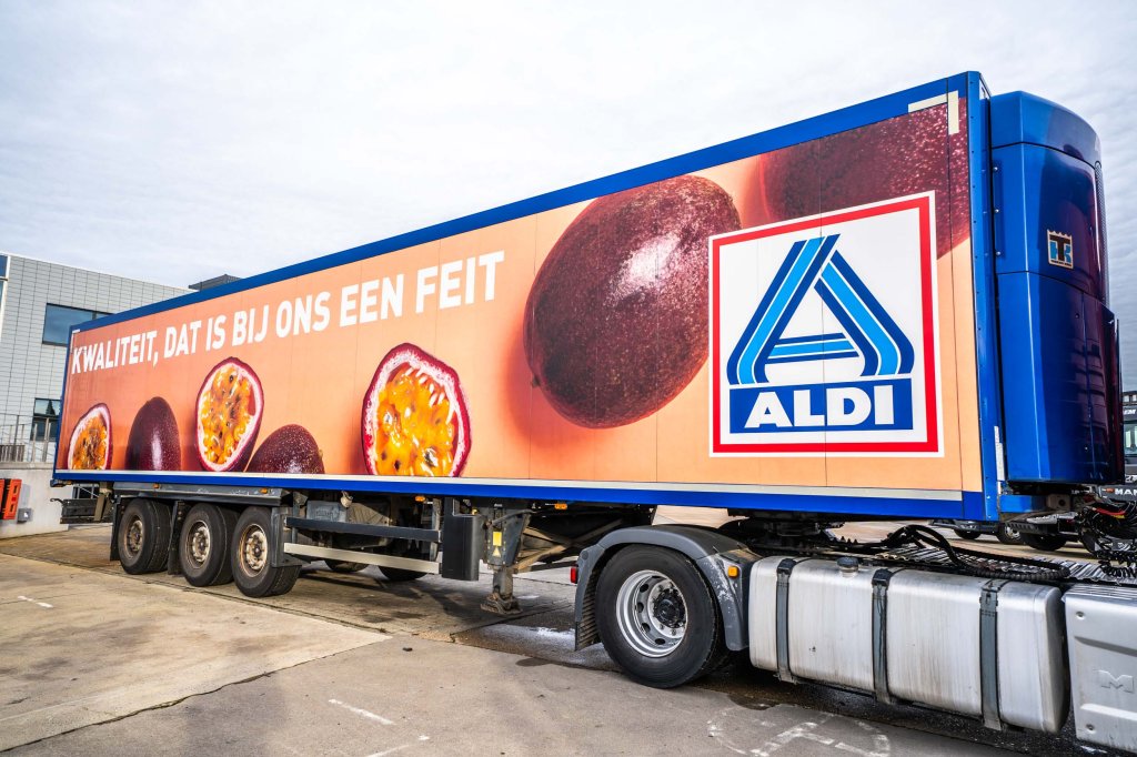 SCHMITZ SCB-S3B+ TK SLXe300 - 4210 H 2015 E65212 Schmitz Cargobull SCB-S3B+ TK SLXe300 - 4210 H 2015 1 image 9