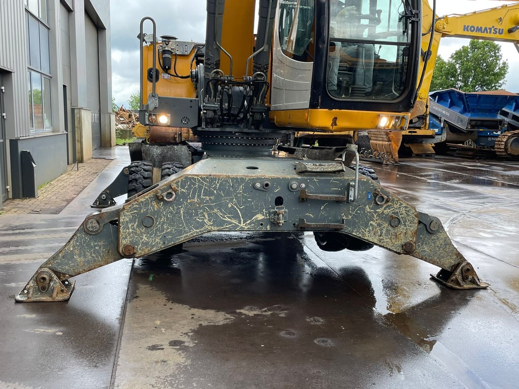 Liebherr LH30 M - Material Handler 2018 00032756 LH30 M - Material Handler 2018 1 image 10