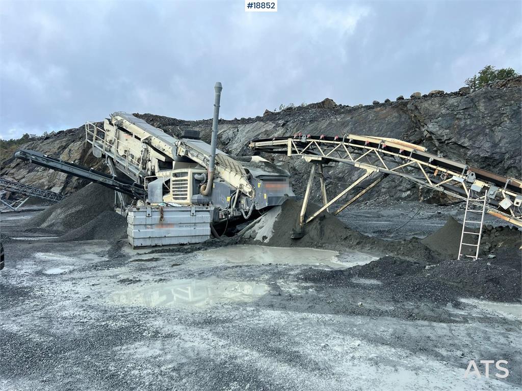 Metso Lokotrack LT220D crusher w/ screen, box and belt 2019 18852 Lokotrack LT220D crusher w/ screen, box and belt 2019 1 ...