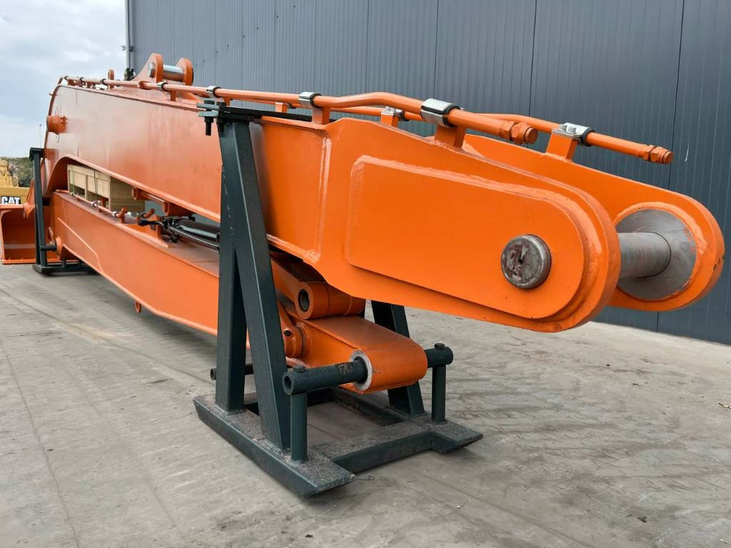 Hitachi ZX220 18m Set Long Reach Equipment 2025 904877 ZX220 18m Set Long Reach Equipment 2025 0 image 2