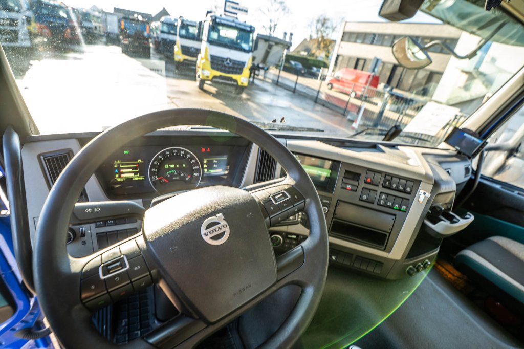 VOLVO FM 380 - 249.239 KM 2019 E65027 FM 380 - 249.239 KM 2019 1 image 10