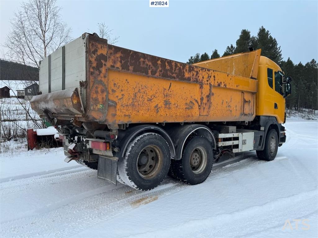 Scania R500 Tipper Truck, Snow Plow Equipped, with Underb 2005 21824 R500 Tipper Truck, Snow Plow Equipped, with Underb 20...
