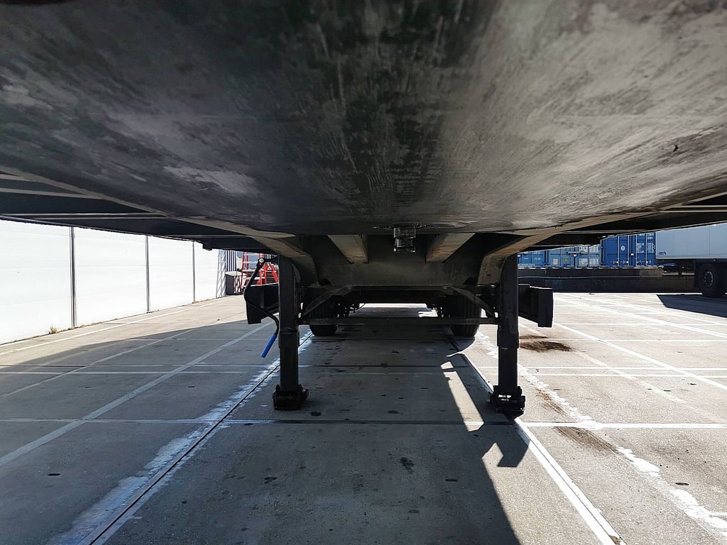 KRONE SDP 02 bär 2 tons taillift 2017 SDP 02 BÄR 2 TONS TAILLIFT 2017 1 image 7