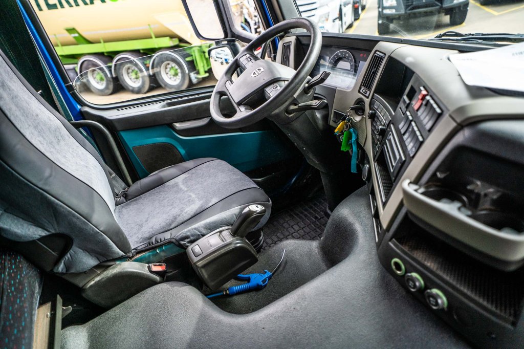 VOLVO FM 420 + KIPHYDR. 2018 E64736 FM 420 + KIPHYDR. 2018 1 image 15