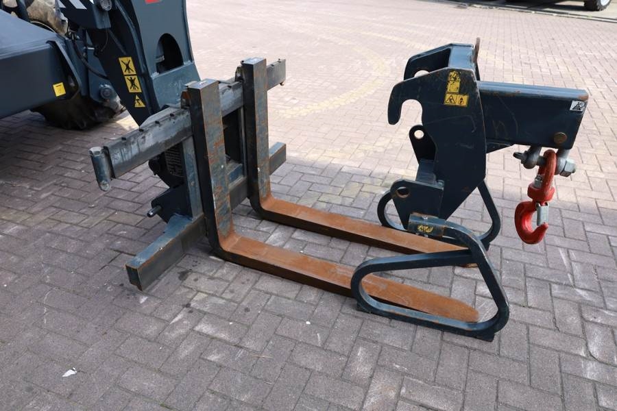 Magni TH5,5.15-D7/D Diesel, 4x4x4 Drive, 5.5t Capacity, 2022 MAGNI - TH5,5.15-D7/D - 90124 MAGNI TH5,5.15-D7/D Diesel, 4x4...