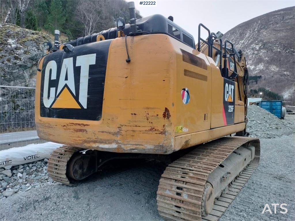 CAT 326FL 2017 22222 326FL 2017 1 Crawler Excavators image 5