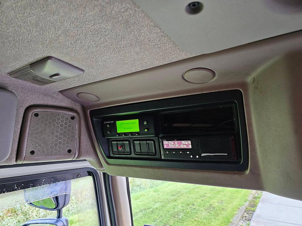 DAF LF 280 16t thermoking lift 2015 DAF LF 280 16T THERMOKING LIFT 2015 1 image 11