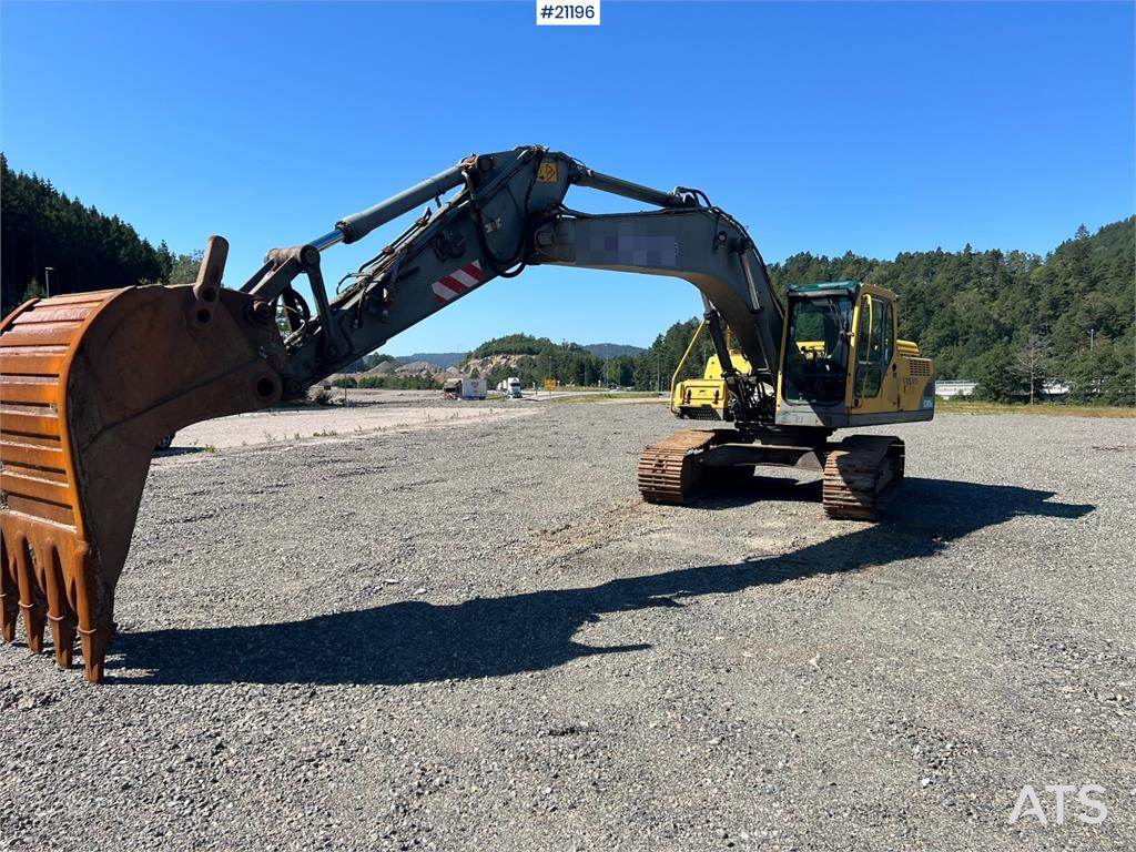 Volvo EC240 nlc Excavator w/ bucket WATCH VIDEO 2005 21196 EC240 nlc Excavator w/ bucket WATCH VIDEO 2005 1 Crawler Excava...