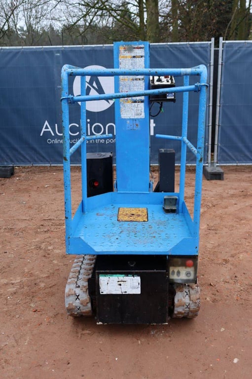 Mast lift Aichi RM04B Electric 5.8m 2005 2005 RM04B 2005 1 image 8