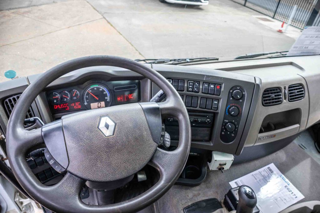 RENAULT PREMIUM 320DXI+BIBENNE+REMORQUANT 2009 E62171 Renault PREMIUM 320DXI+BIBENNE+REMORQUANT 2009 1 image 13