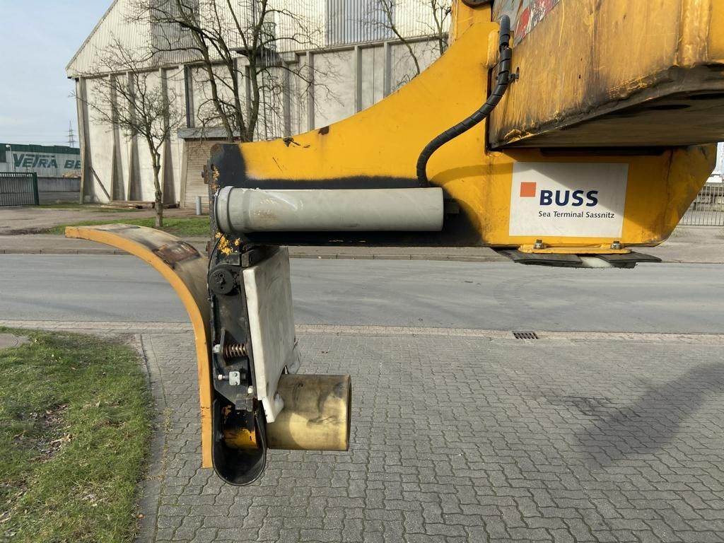 Seith Pipehandling Reachstacker 15036 2009 DIV1316a Seith Pipehandling Reachstacker 15036 2009 1 image 2