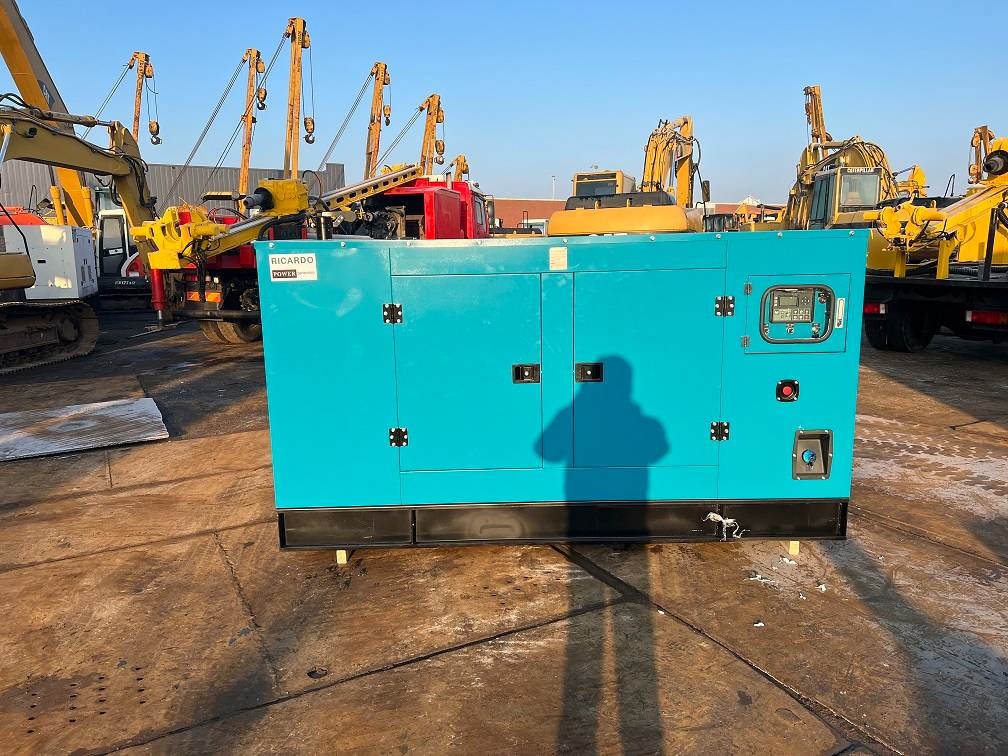 Ricardo 150KVA (120KW) SILENT GENERATOR 3 PHASE 50HZ 400V 2022 5008A Ricardo 150KVA (120KW) SILENT GENERATOR 3 PHASE 50HZ ...