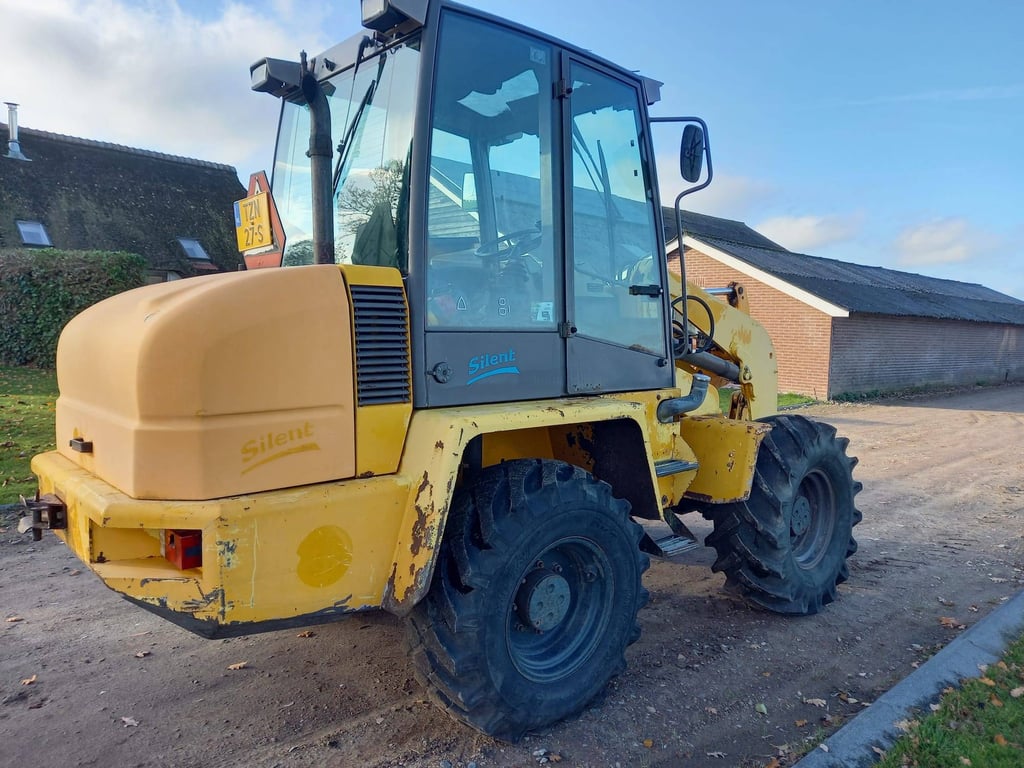 Wheel loader Ahlmann AZ 85T Diesel 51kW 2000 2000 AZ 85 T 2000 1 image 4